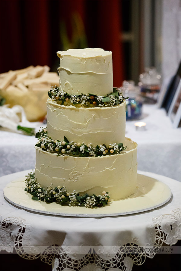 Sarah and Dennis's wedding at the Rock  | Wagga Wagga Wedding Photographers  | v095.jpg