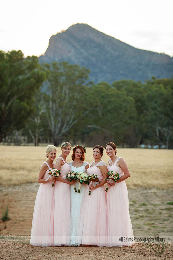 Sarah and Dennis's wedding at the Rock  | Wagga Wagga Wedding Photographers  | v089.jpg