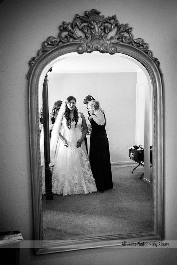 Alishya and Jae's Albury Manor House Wedding | Albury Wedding Photographers  | apb006.jpg