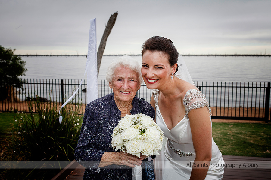 Lauren and Jason's wedding at Yarrawonga | Yarrawonga / Mulwala Wedding Photographers | ls034.jpg
