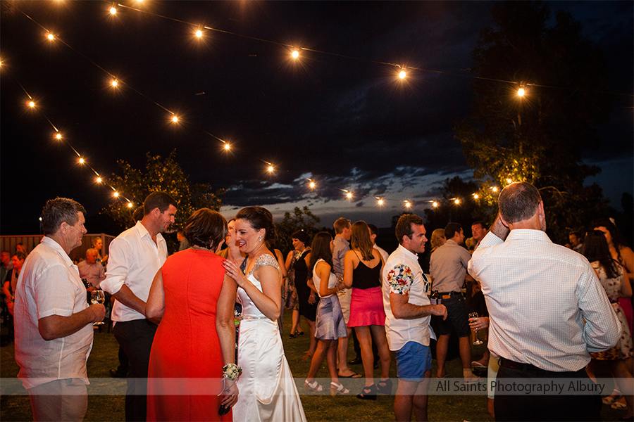 Lauren and Jason's wedding at Yarrawonga | Yarrawonga / Mulwala Wedding Photographers | ls076.jpg