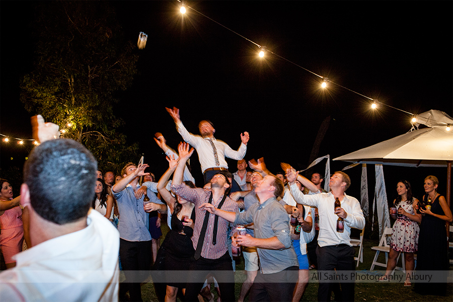 Lauren and Jason's wedding at Yarrawonga | Yarrawonga / Mulwala Wedding Photographers | ls088.jpg