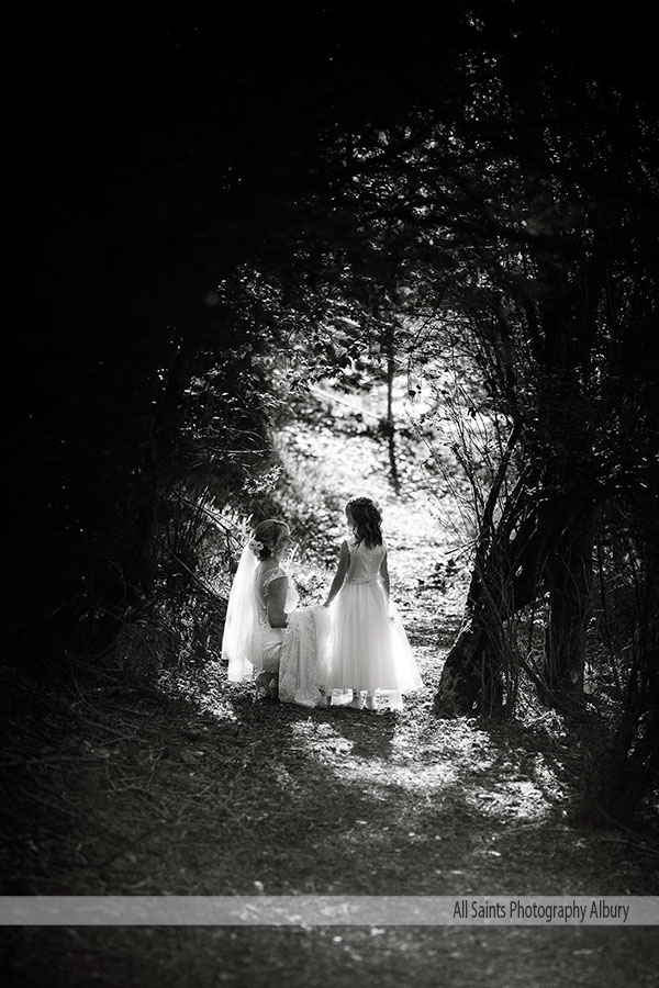 Emma and Clint's wedding at the Mitta Mitta Pub | Mitta Mitta wedding photographers  | b021.jpg