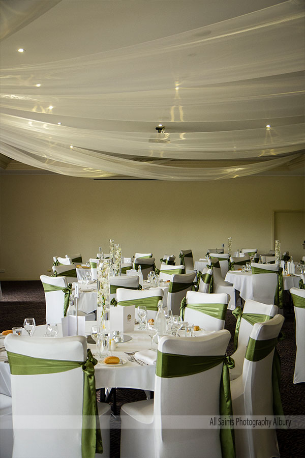 Krystal and Scott's Albury Botanical Gardens Wedding | Albury Wedding Photographers  | w025.jpg