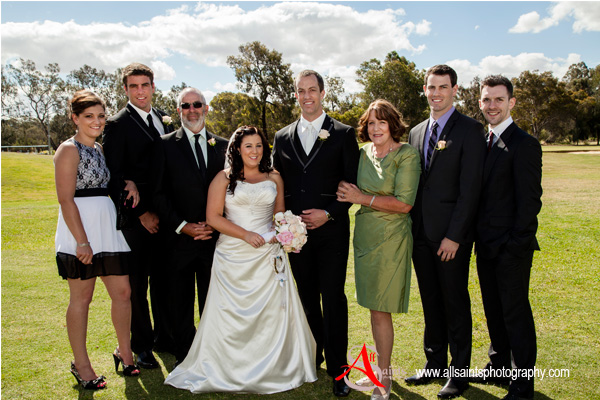 Sandi & Ryan’s Wedding at Yarrawonga Golf Club | Yarrawonga / Mulwala Wedding Photographers | x023.jpg