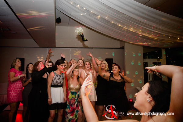 Sandi & Ryan’s Wedding at Yarrawonga Golf Club | Yarrawonga / Mulwala Wedding Photographers | x059.jpg