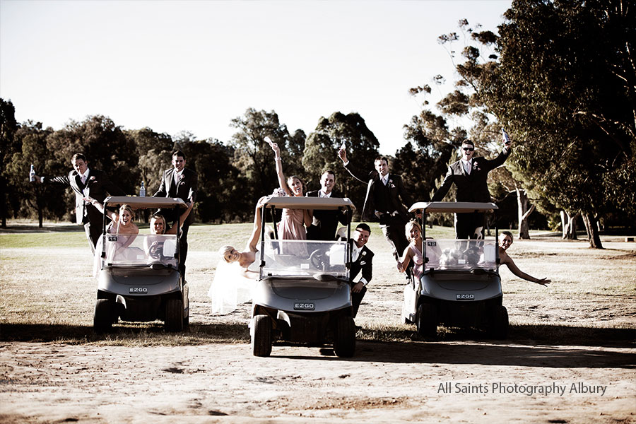 Sarah and Simon's wedding at the  Wagga City Golf Club | Wagga Wagga Wedding Photographers | b020.jpg