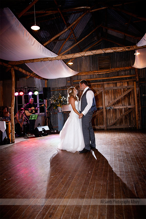 Jenna and Jamie's Peregrines Table Top Wedding | Albury Wedding Photographers | Peregrines-Table-Top-mountain-weddings-Jenna-Jamie0058.JPG