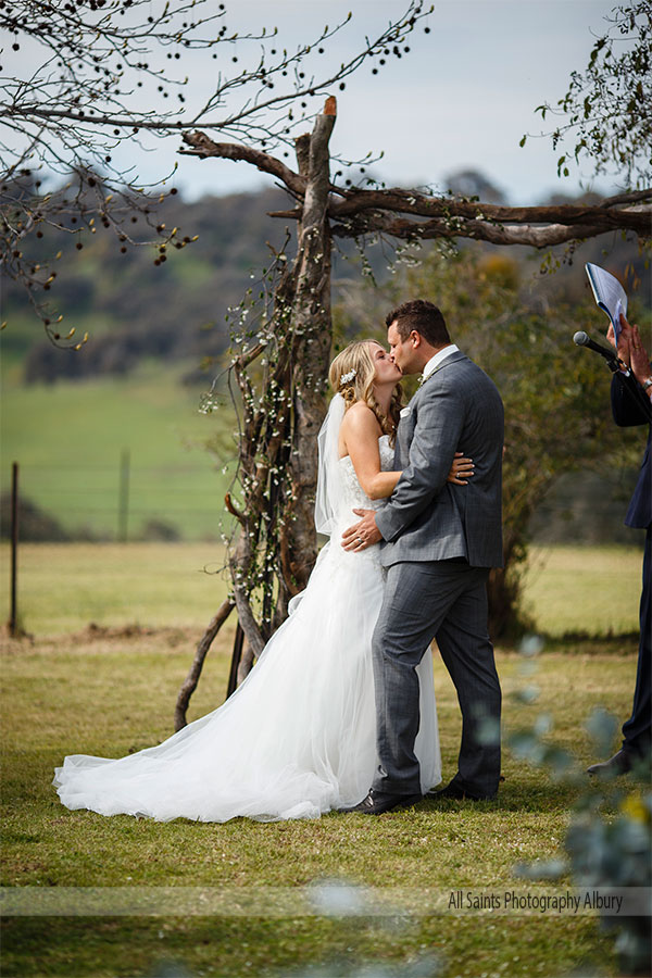 Jenna and Jamie's Peregrines Table Top Wedding | Albury Wedding Photographers | Peregrines-Table-Top-mountain-weddings-Jenna-Jamie0020.JPG
