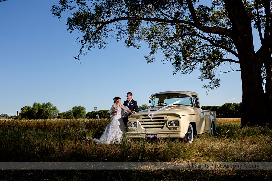 Bec & Dale's wedding at the Corowa Whisky & Chocolate Factory | Corowa wedding photographers | Corowa-Whisky-Chocolate-Factory-weddings-Bec-Dale-0026.JPG