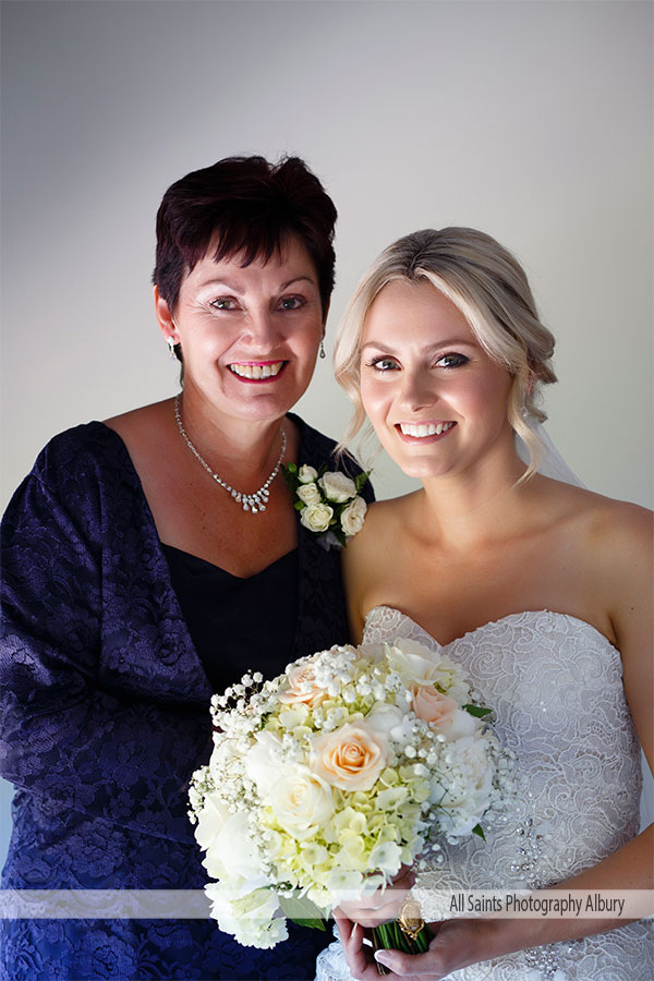 Courtney and Josh's  Wedding at The Boat Shed Lake Hume | Albury Wedding Photographers  | Lake-Hume-Resort-Albury-weddings-Courtney-Josh-0013.JPG