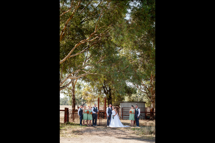 Sarah and Christopher's wedding at the Wagga City Golf Club  | Wagga Wagga Wedding Photographers  | Wagga-Wagga-City-Golf-Club-weddings-Sarah-Christopher-0009.JPG