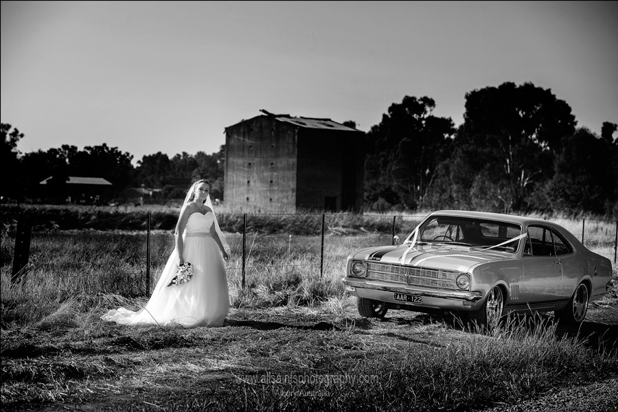 Sarah and Christopher's wedding at the Wagga City Golf Club  | Wagga Wagga Wedding Photographers  | Wagga-Wagga-City-Golf-Club-weddings-Sarah-Christopher-0014.JPG