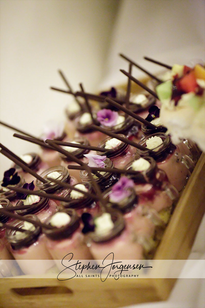 Amanda and Daniel's Hovell Tree Inn Albury wedding | Albury Wedding Photographers  | Hovell-tree-inn-albury-wedding-Amanda-daniel-0062.jpg