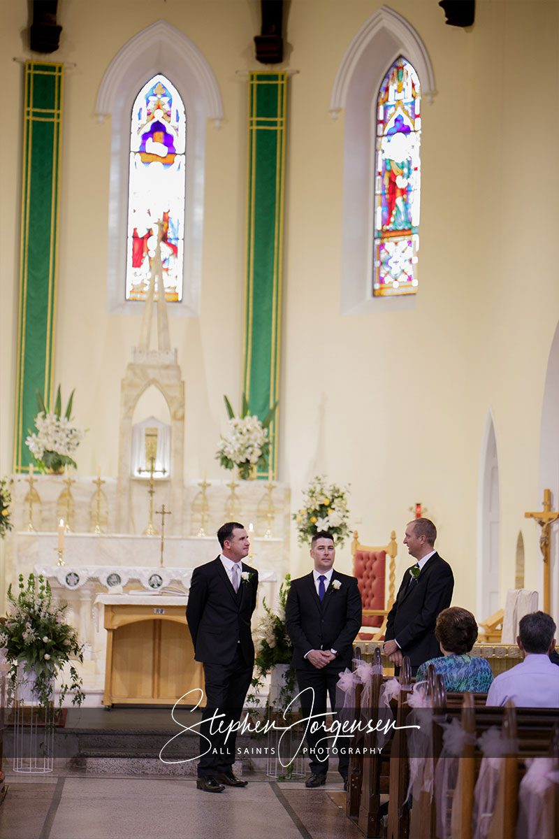 Amanda and Daniel's Hovell Tree Inn Albury wedding | Albury Wedding Photographers  | Hovell-tree-inn-albury-wedding-Amanda-daniel-0018.jpg