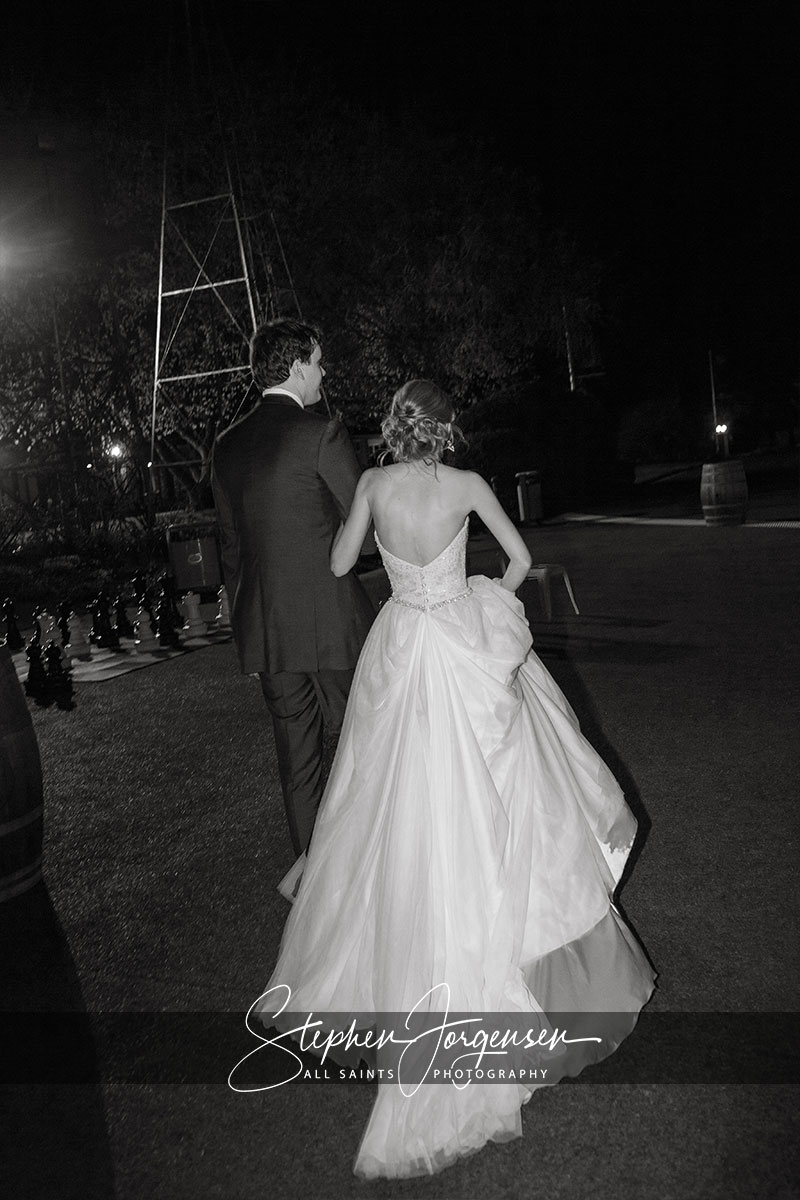 Lauren & Daniel's wedding at  Brown Brothers Winery Milawa  | Milawa Wedding Photographers | brown-brothers-milawa-weddings-Lauren-Daniel-0075.jpg