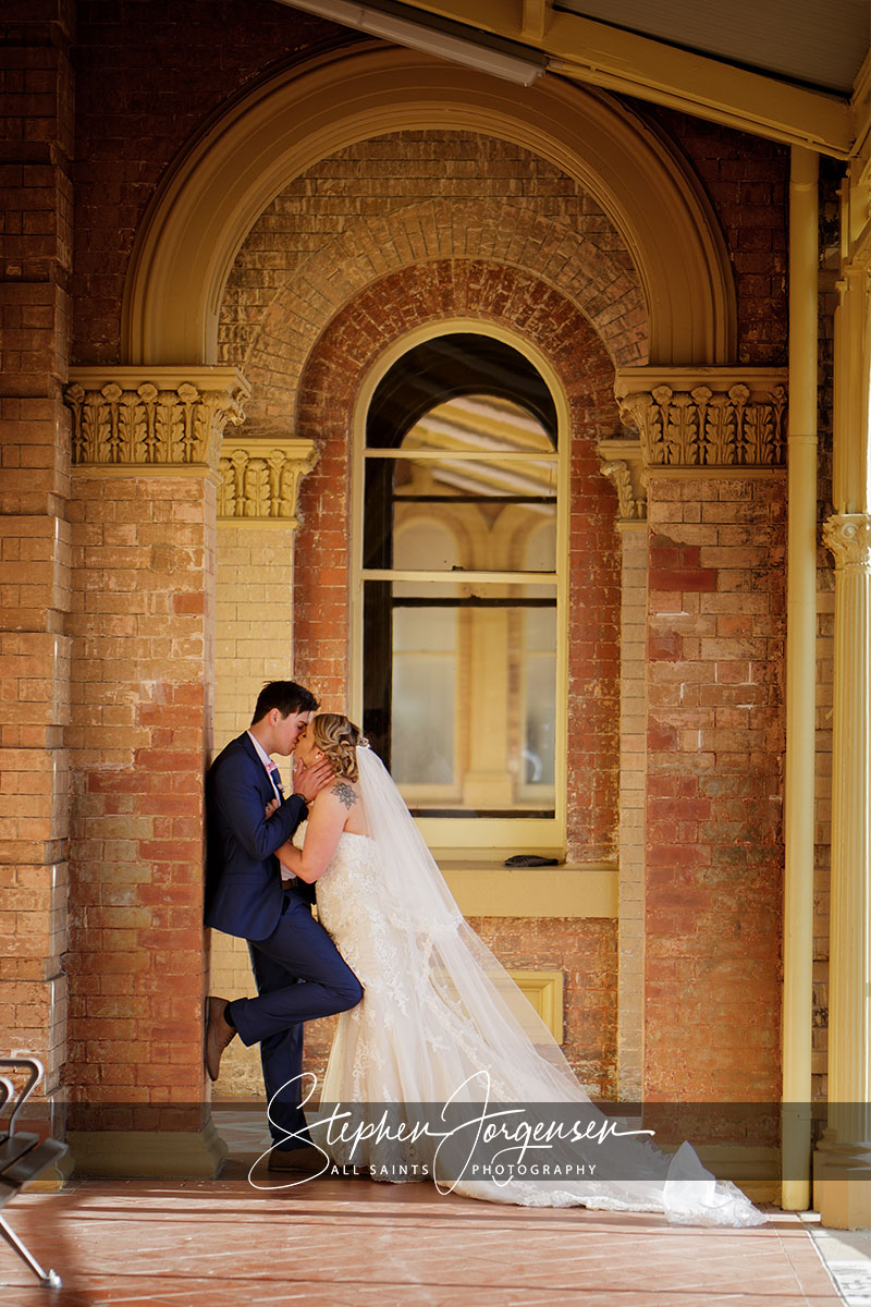 Samantha & Tom's wedding at Willowbank Events Albury | Albury Wedding Photographers  | Willowbank-Events-Albury-weddings-Samantha-Tom-0064.jpg