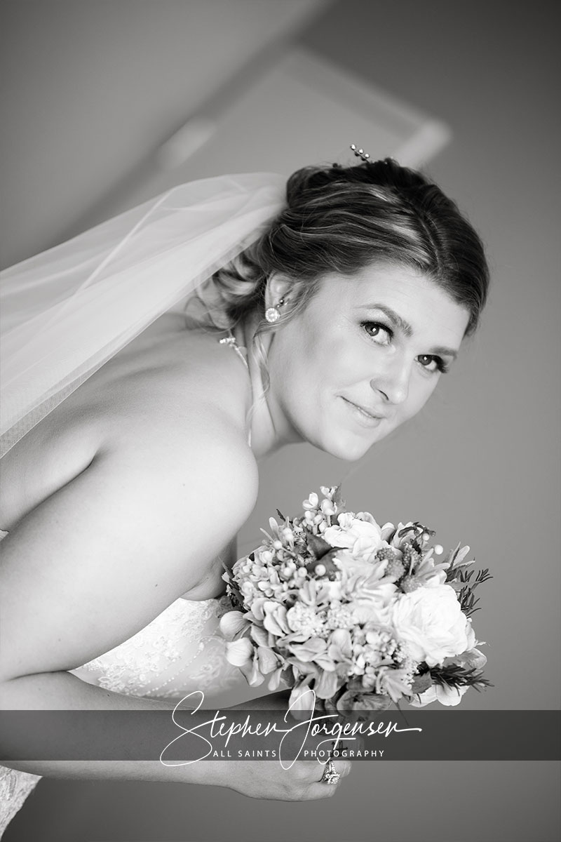 Samantha & Tom's wedding at Willowbank Events Albury | Albury Wedding Photographers  | Willowbank-Events-Albury-weddings-Samantha-Tom-0015.jpg