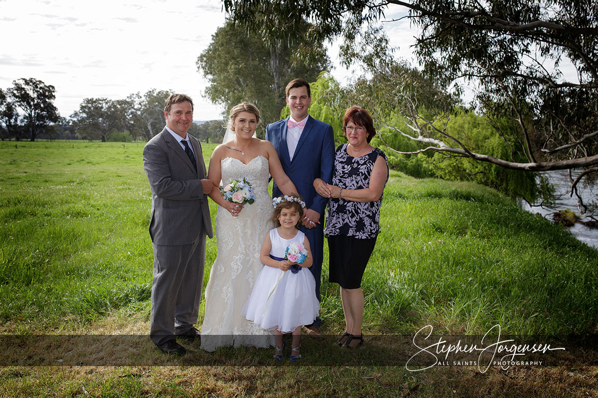 Samantha & Tom's wedding at Willowbank Events Albury | Albury Wedding Photographers  | Willowbank-Events-Albury-weddings-Samantha-Tom-0052.jpg