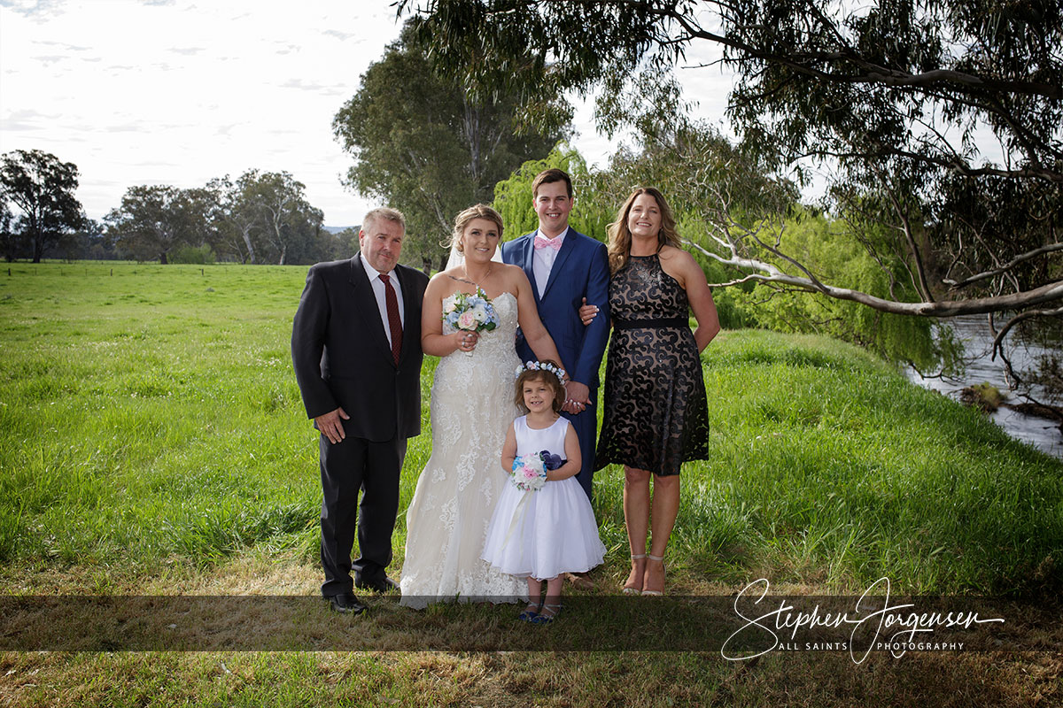 Samantha & Tom's wedding at Willowbank Events Albury | Albury Wedding Photographers  | Willowbank-Events-Albury-weddings-Samantha-Tom-0051.jpg