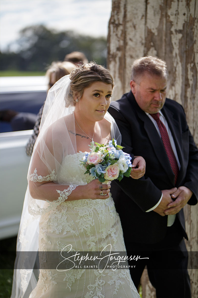 Samantha & Tom's wedding at Willowbank Events Albury | Albury Wedding Photographers  | Willowbank-Events-Albury-weddings-Samantha-Tom-0032.jpg