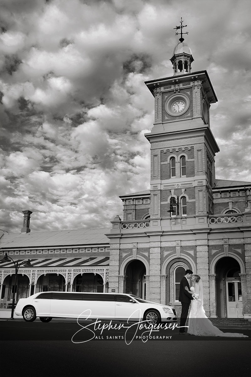 Samantha & Tom's wedding at Willowbank Events Albury | Albury Wedding Photographers  | Willowbank-Events-Albury-weddings-Samantha-Tom-0062.jpg