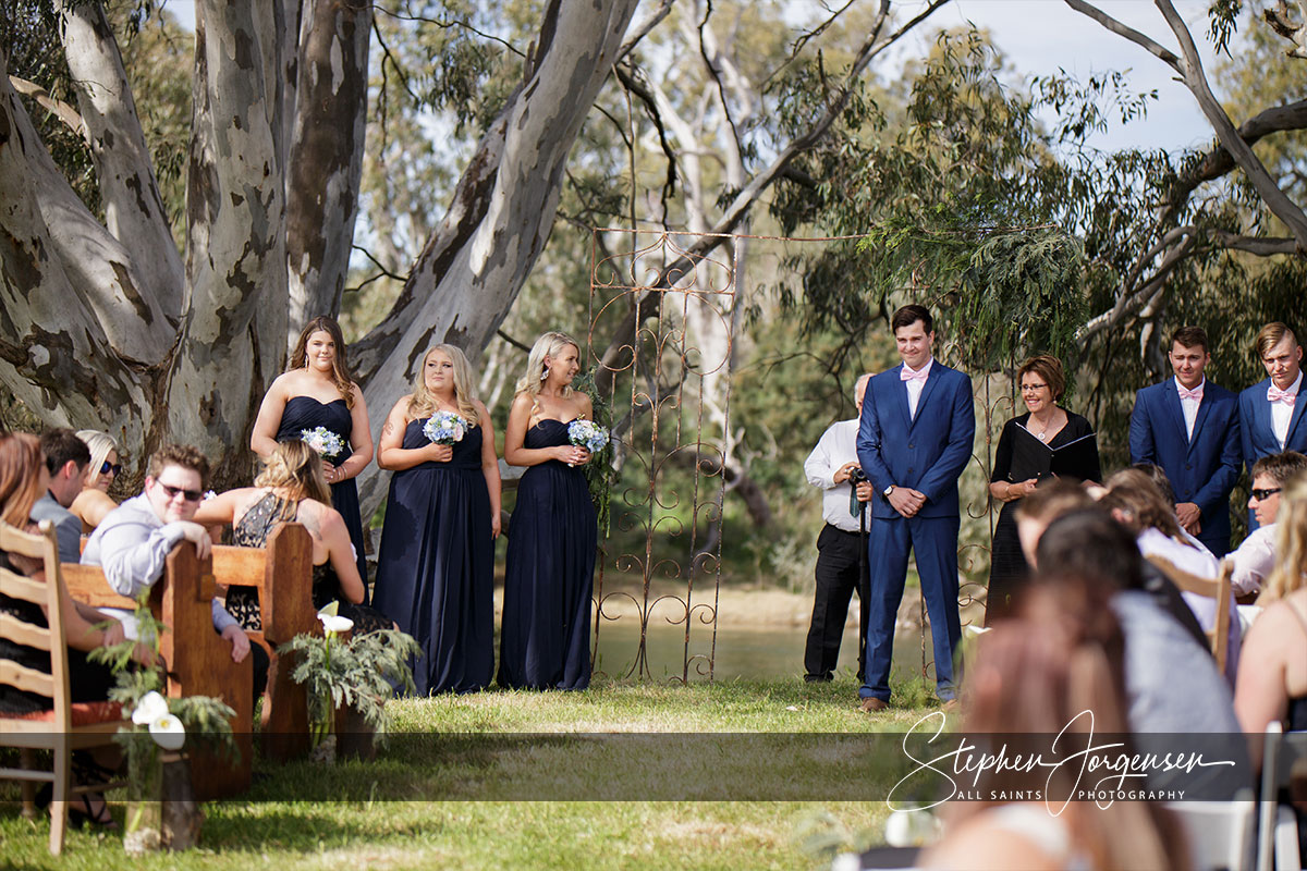 Samantha & Tom's wedding at Willowbank Events Albury | Albury Wedding Photographers  | Willowbank-Events-Albury-weddings-Samantha-Tom-0030.jpg