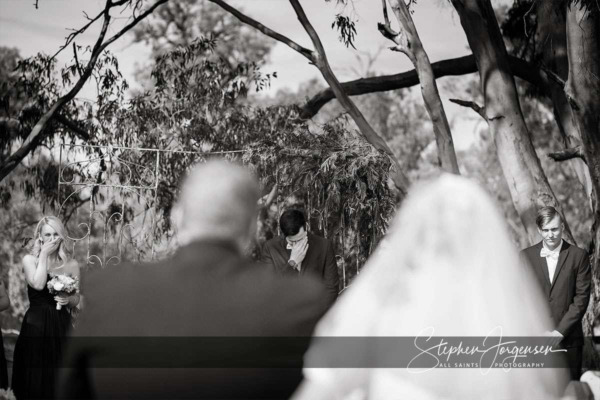 Samantha & Tom's wedding at Willowbank Events Albury | Albury Wedding Photographers  | Willowbank-Events-Albury-weddings-Samantha-Tom-0034.jpg