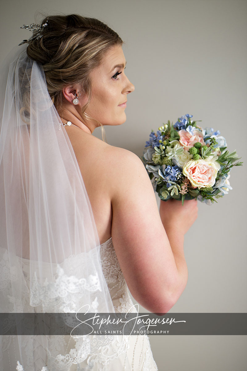 Samantha & Tom's wedding at Willowbank Events Albury | Albury Wedding Photographers  | Willowbank-Events-Albury-weddings-Samantha-Tom-0016.jpg