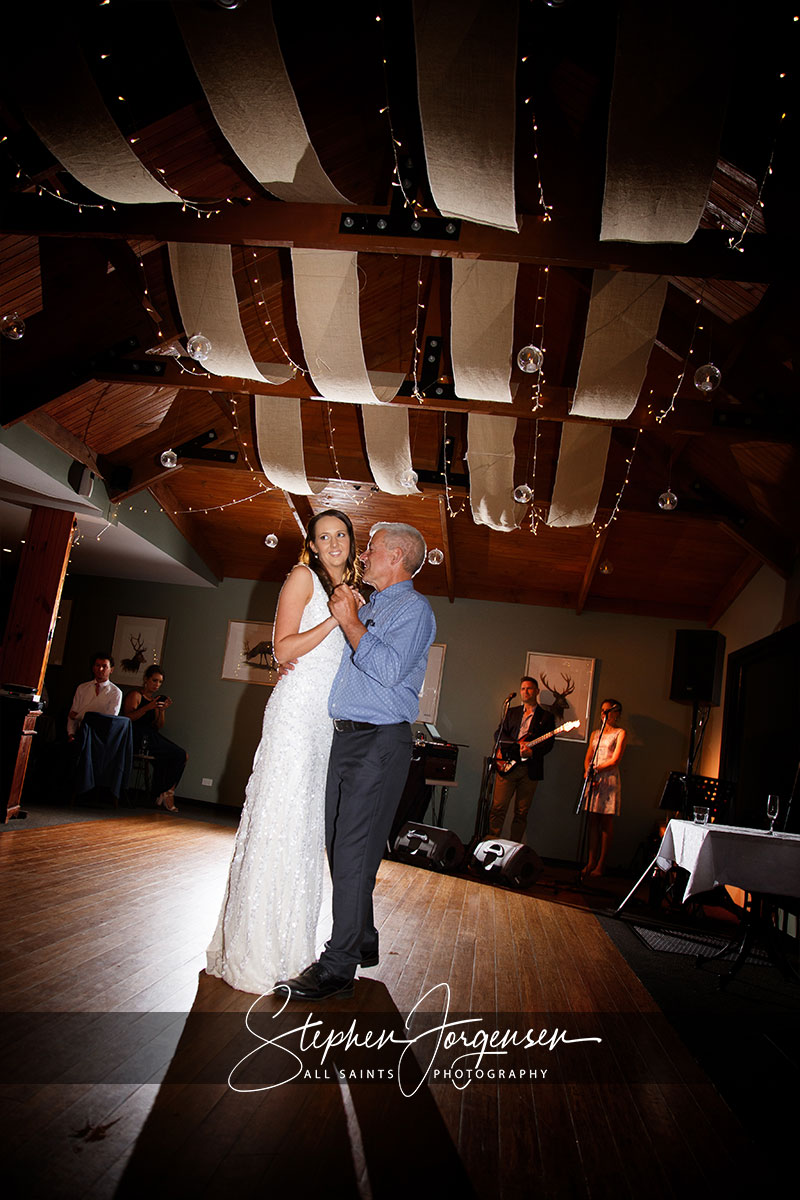 Lauren and Aaron's Wedding at The Red Stag Deer and Emu Farm Eurobin | Porepunkah / Bright Wedding Photographers | Red-Stag-Deer-and-Emu-Farm-Eurobin-weddings-Lauren-Aaron-0065.jpg