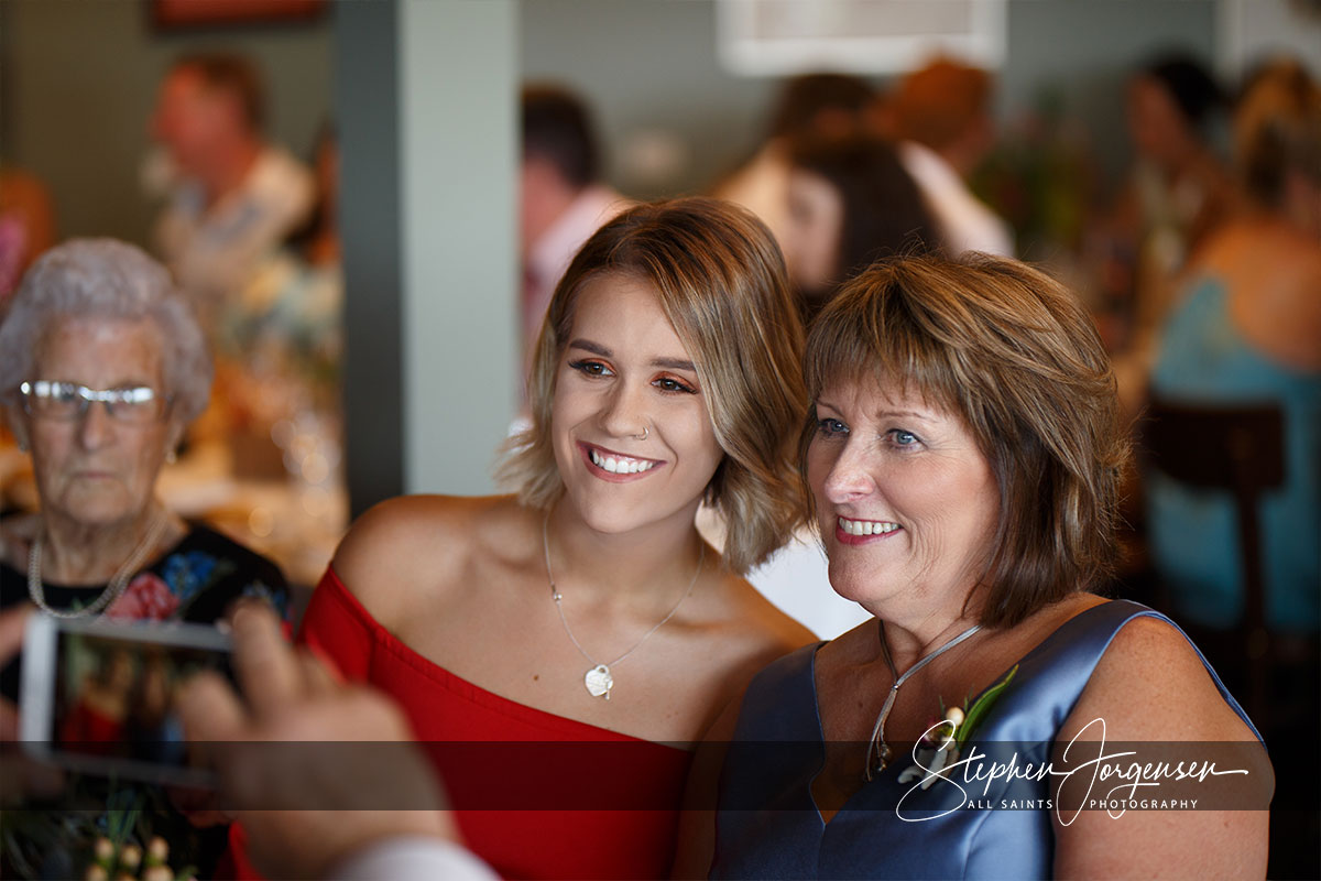 Lauren and Aaron's Wedding at The Red Stag Deer and Emu Farm Eurobin | Porepunkah / Bright Wedding Photographers | Red-Stag-Deer-and-Emu-Farm-Eurobin-weddings-Lauren-Aaron-0052.jpg