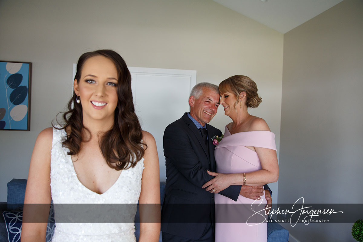 Lauren and Aaron's Wedding at The Red Stag Deer and Emu Farm Eurobin | Porepunkah / Bright Wedding Photographers | Red-Stag-Deer-and-Emu-Farm-Eurobin-weddings-Lauren-Aaron-0018.jpg