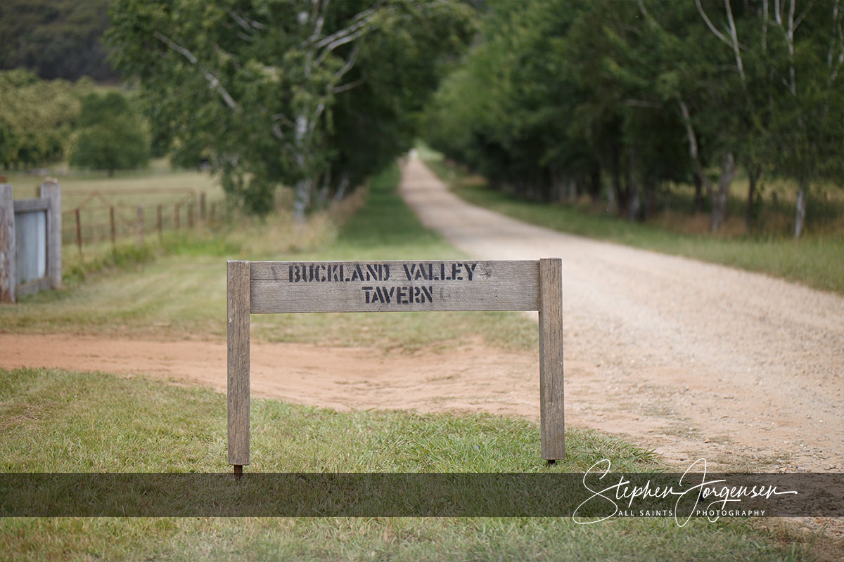 Lauren and Aaron's Wedding at The Red Stag Deer and Emu Farm Eurobin | Porepunkah / Bright Wedding Photographers | Red-Stag-Deer-and-Emu-Farm-Eurobin-weddings-Lauren-Aaron-0019.jpg