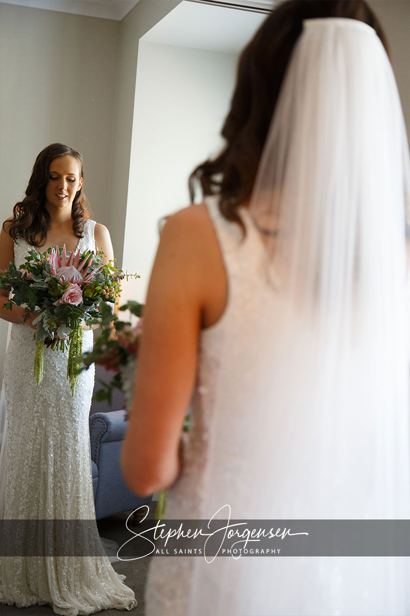 Lauren and Aaron's Wedding at The Red Stag Deer and Emu Farm Eurobin | Porepunkah / Bright Wedding Photographers | Red-Stag-Deer-and-Emu-Farm-Eurobin-weddings-Lauren-Aaron-0006.jpg