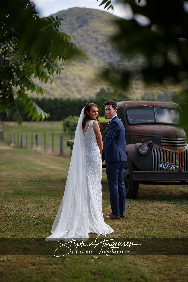 Lauren and Aaron's Wedding at The Red Stag Deer and Emu Farm Eurobin | Porepunkah / Bright Wedding Photographers | Red-Stag-Deer-and-Emu-Farm-Eurobin-weddings-Lauren-Aaron-0038.jpg