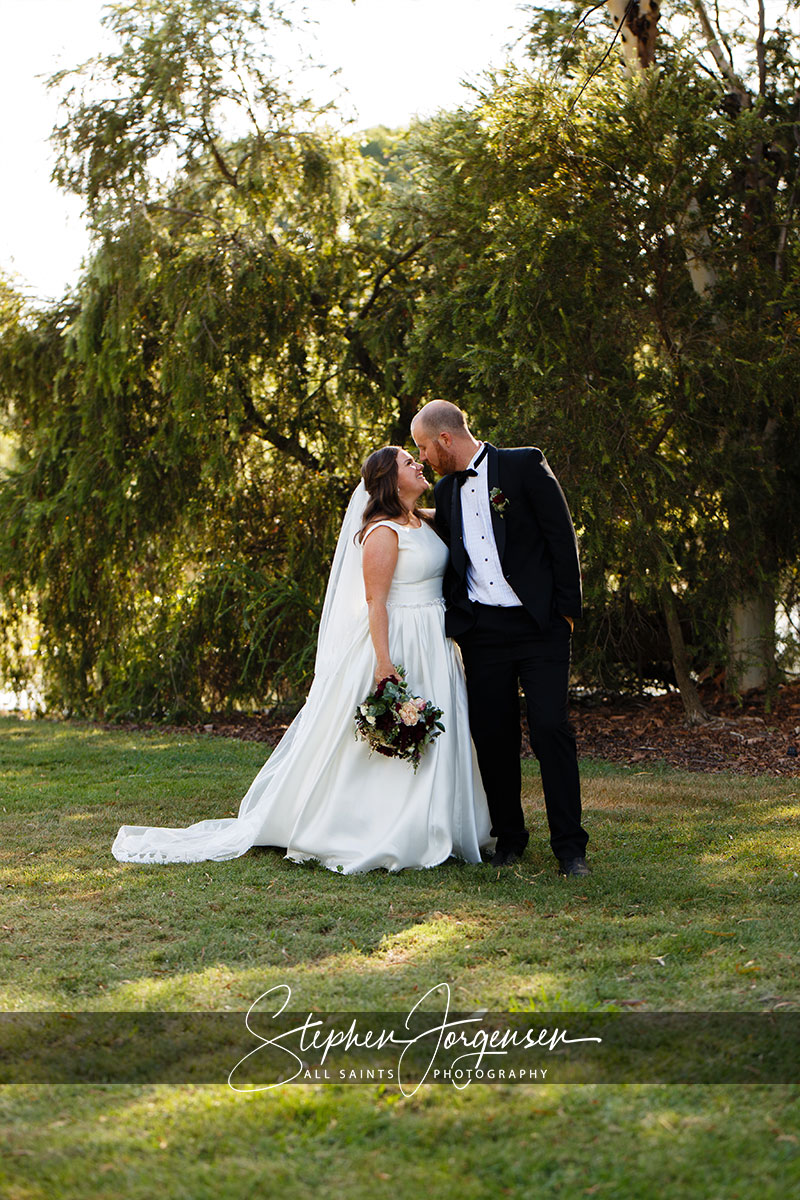 Beth and Josh's Wedding at Brown Brothers Winery Milawa  | Milawa Wedding Photographers | brown-brothers-milawa-weddings-Beth-Josh-0038.jpg