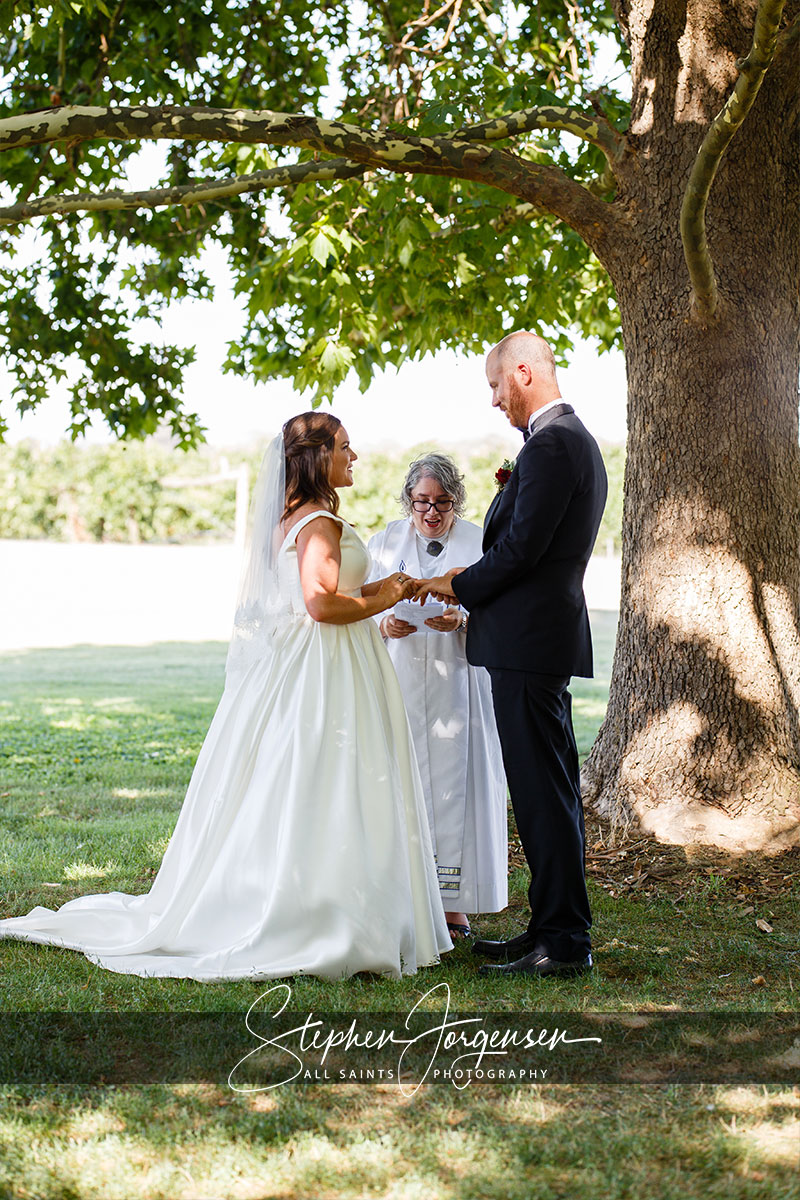 Beth and Josh's Wedding at Brown Brothers Winery Milawa  | Milawa Wedding Photographers | brown-brothers-milawa-weddings-Beth-Josh-0028.jpg