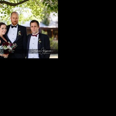 Beth and Josh's Wedding at Brown Brothers Winery Milawa  | Milawa Wedding Photographers | brown-brothers-milawa-weddings-Beth-Josh-0010.jpg