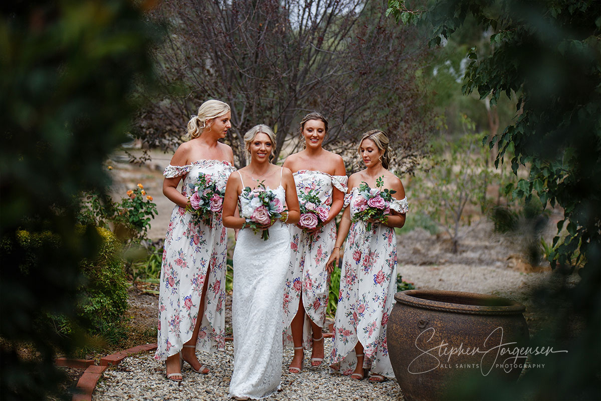 Alex and Anthony's Wedding at Deniliquin Boat Club | Deniliquin wedding Photographers | Deniliquinl-weddings-Alex-Anthony-0036.jpg