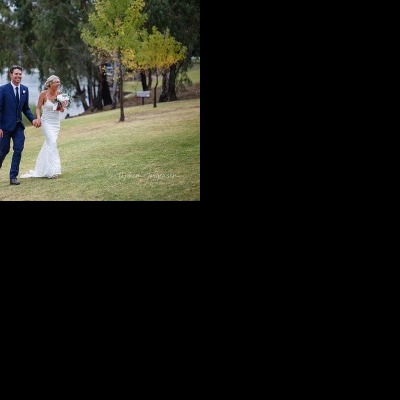 Alex and Anthony's Wedding at Deniliquin Boat Club | Deniliquin wedding Photographers | Deniliquinl-weddings-Alex-Anthony-0060.jpg