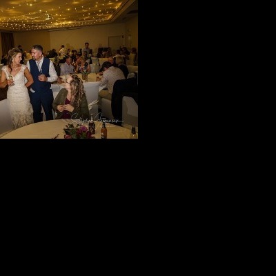 Bron and Joel's wedding at Noreuil Park Albury | Albury Wedding Photographers  | Albury-weddings-Bron-Joel-0065.jpg