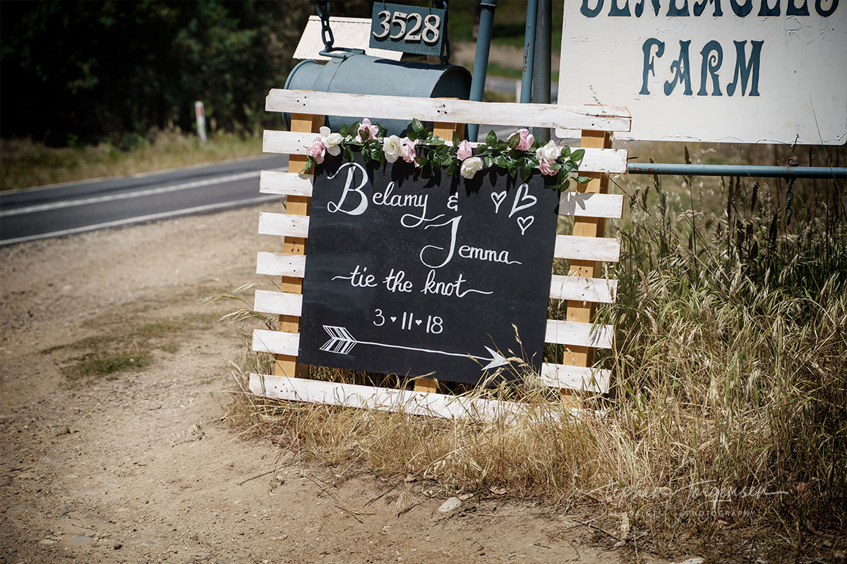 Jemma & Belamy's Wedding at Beneagle Farm | Yackandandah wedding photographers | Albury-weddings-Jemma-Belamy-0013.jpg