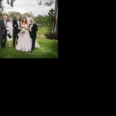 Julie & Viv's Wedding at St Leonard's Winery | Rutherglen Wedding Photographers | Rutherglen-weddings-Julie-Viv-0048.jpg