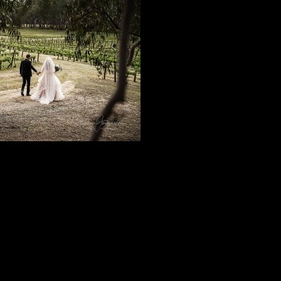 Julie & Viv's Wedding at St Leonard's Winery | Rutherglen Wedding Photographers | Rutherglen-weddings-Julie-Viv-0038.jpg