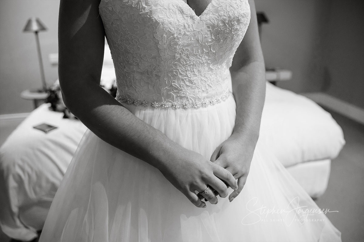 Elizabeth and Brett's wedding at Lancemore, Milawa | King Valley Wedding Photographers | Lindenwarah-milawa-weddings-Lizzie-Brett-0012.jpg