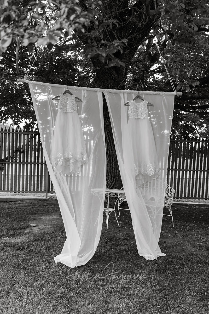 Elizabeth and Brett's wedding at Lancemore, Milawa | King Valley Wedding Photographers | Lindenwarah-milawa-weddings-Lizzie-Brett-0005.jpg