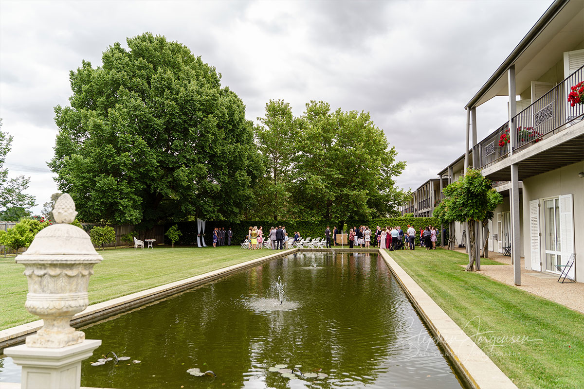 Elizabeth and Brett's wedding at Lancemore, Milawa | King Valley Wedding Photographers | Lindenwarah-milawa-weddings-Lizzie-Brett-0019.jpg