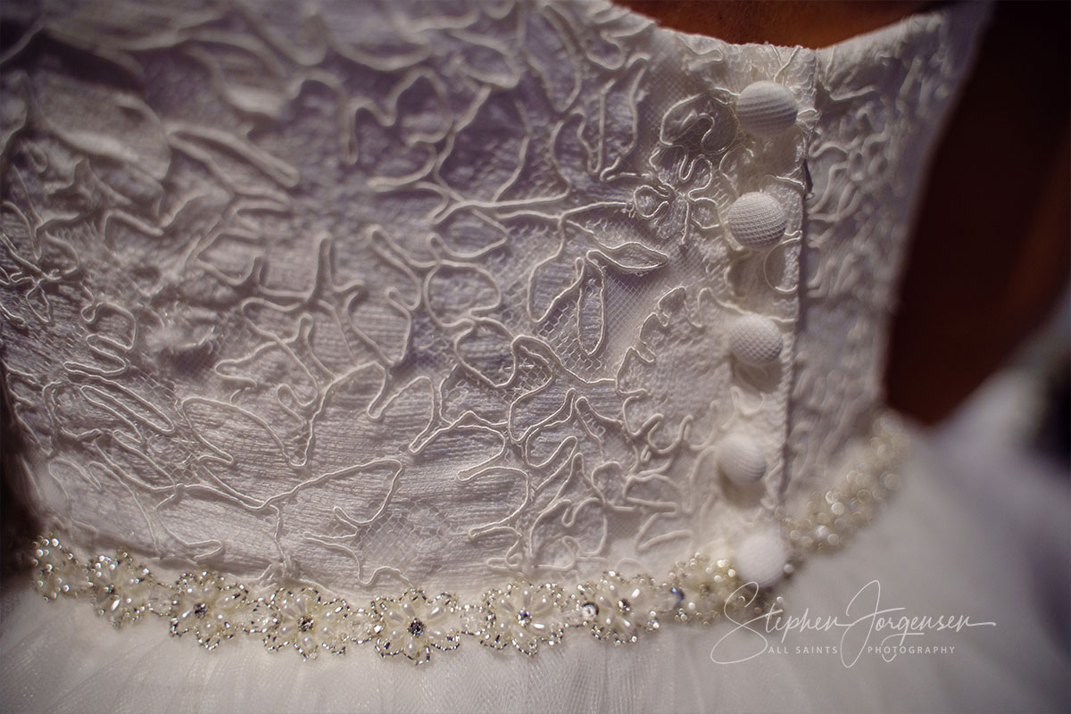 Elizabeth and Brett's wedding at Lancemore, Milawa | King Valley Wedding Photographers | Lindenwarah-milawa-weddings-Lizzie-Brett-0011.jpg