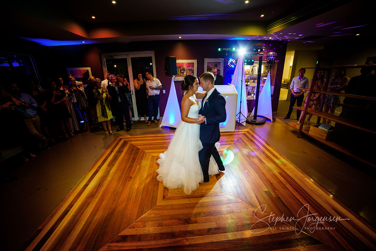 Elizabeth and Brett's wedding at Lancemore, Milawa | King Valley Wedding Photographers | Lindenwarah-milawa-weddings-Lizzie-Brett-0073.jpg