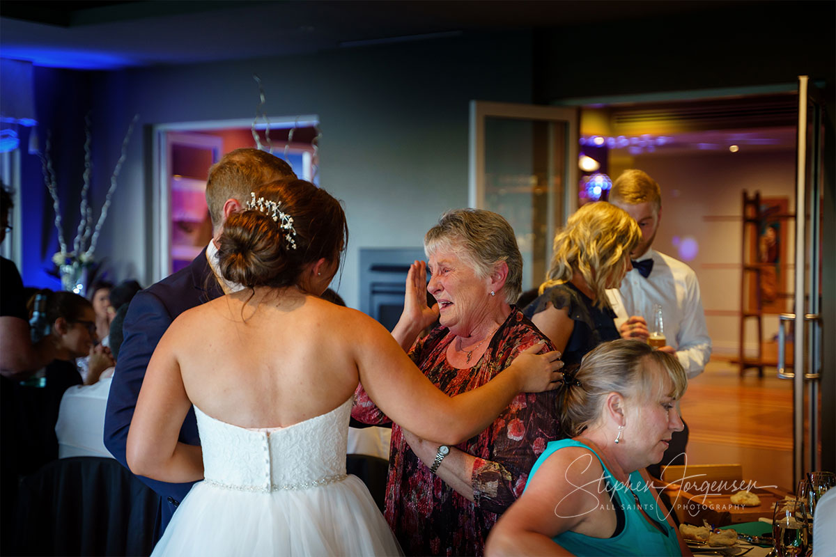 Elizabeth and Brett's wedding at Lancemore, Milawa | King Valley Wedding Photographers | Lindenwarah-milawa-weddings-Lizzie-Brett-0066.jpg